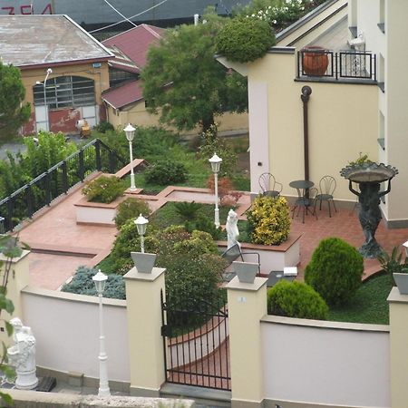 Villa Nina ลาสเปเซีย ภายนอก รูปภาพ