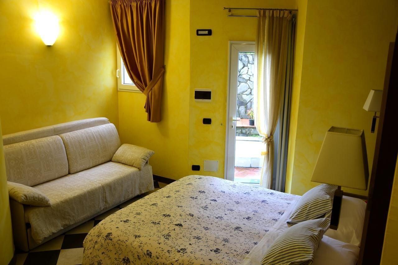 Villa Nina ลาสเปเซีย ภายนอก รูปภาพ