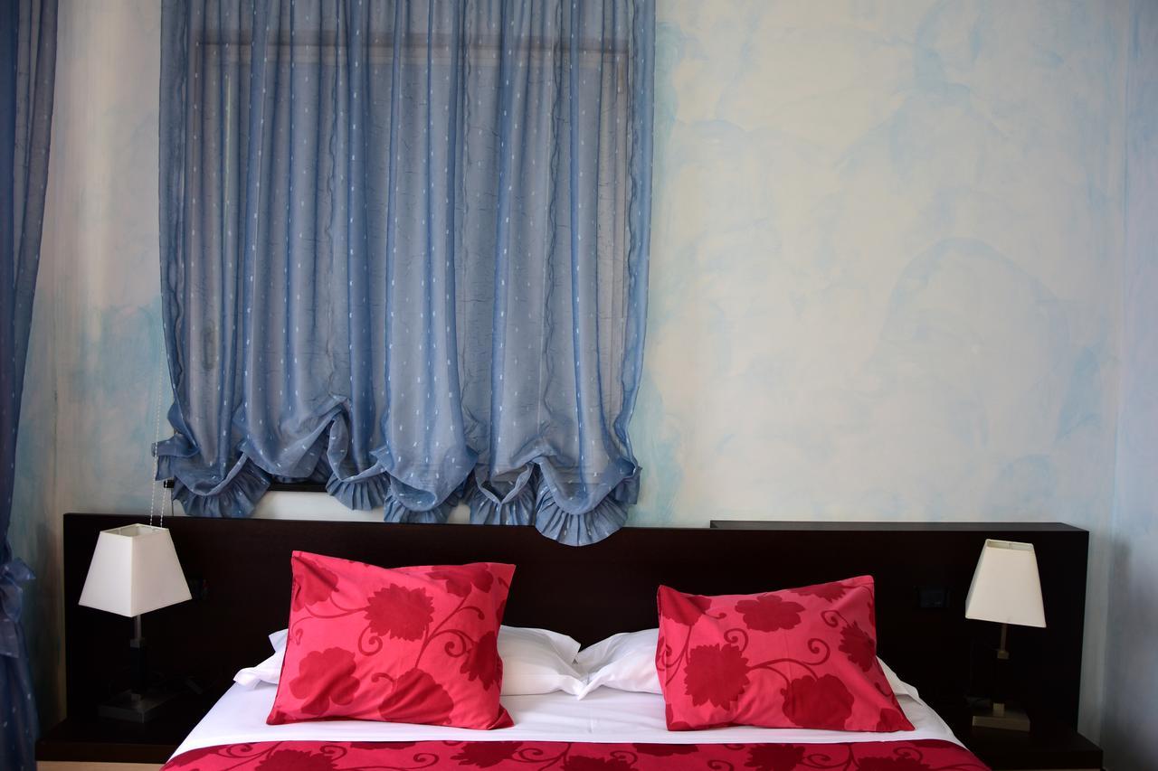 Villa Nina ลาสเปเซีย ภายนอก รูปภาพ